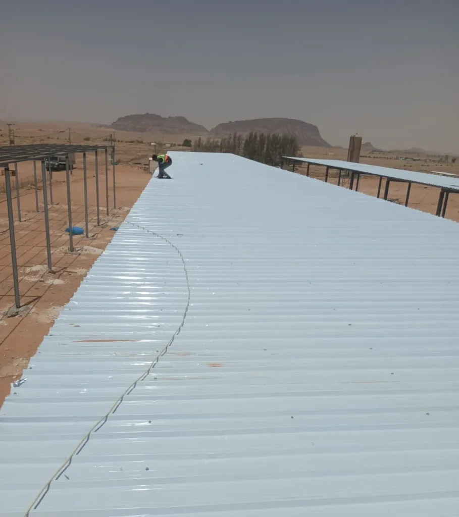 شركة سندوتش بنل جدة متخصصة في توريد وتركيب ألواح الساندوتش بانل بجميع أنواعها (PIR – PU – EPS – صوف صخري)، مع تنفيذ الهناجر والمستودعات والملاحق والغرف الجاهزة بجودة عالية وعزل ممتاز. نوفر أفضل سعر للمتر في جدة مع ضمان، سرعة تنفيذ، وتصاميم هندسية احترافية. سواعد طويق