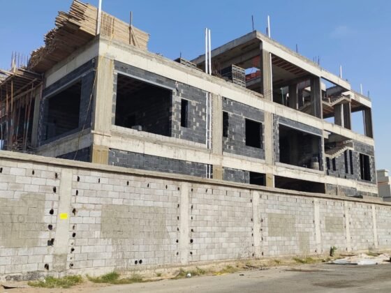 هدم منازل وإعادة إعمار بجدة