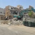 هدم وتكسير جدران جدة